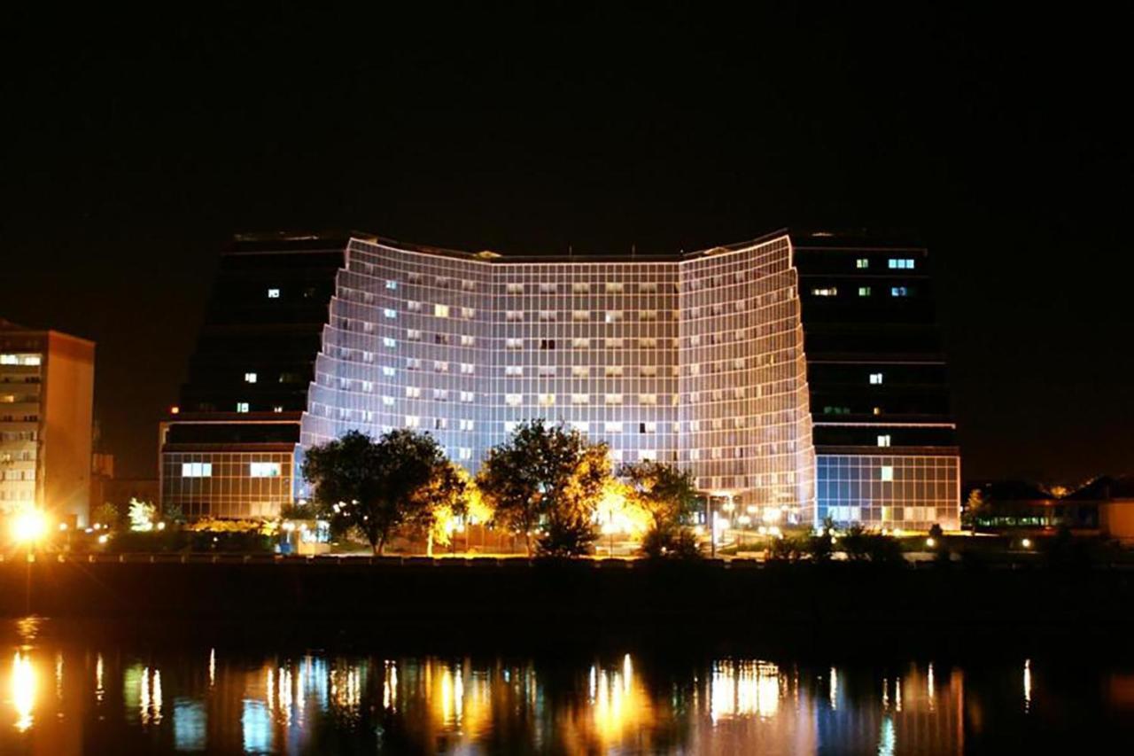 River Palace Hotel Atyraū Exteriér fotografie