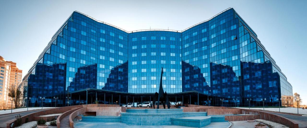 River Palace Hotel Atyraū Exteriér fotografie